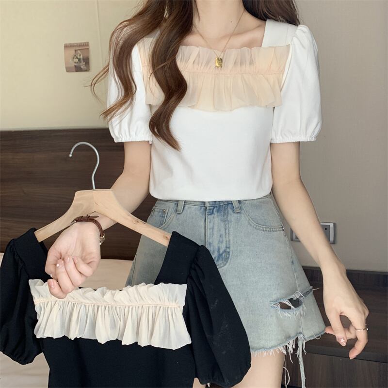 トップス レディース シャツ Tシャツ 半袖 パフスリーブ スクエアネック ショート丈 フリル フロントフリル 切り替え ドッキング かわいい 大人可愛い きれいめ 上品 エレガント 清楚 フェミニン おしゃれ おとな ナチュラル こなれ感 ラブリー キュート ガーリー 個性的 抜け感 華やか 爽やか 無地 OL 通勤 デート お出かけ 女子会 リゾート 旅行 美術館巡り アート鑑賞 街歩き M L XL 2XL ブラック 黒 ホワイト 白 春 夏 10代 20代 30代 韓国 着回し 普段使い 送料無料