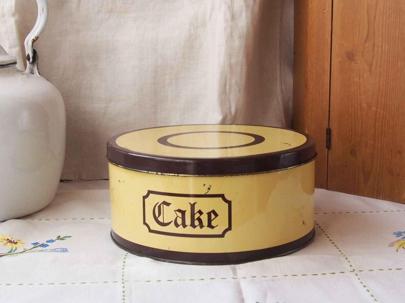 イギリスアンティーク ケーキ缶 Regency Ware | Bonny Bee