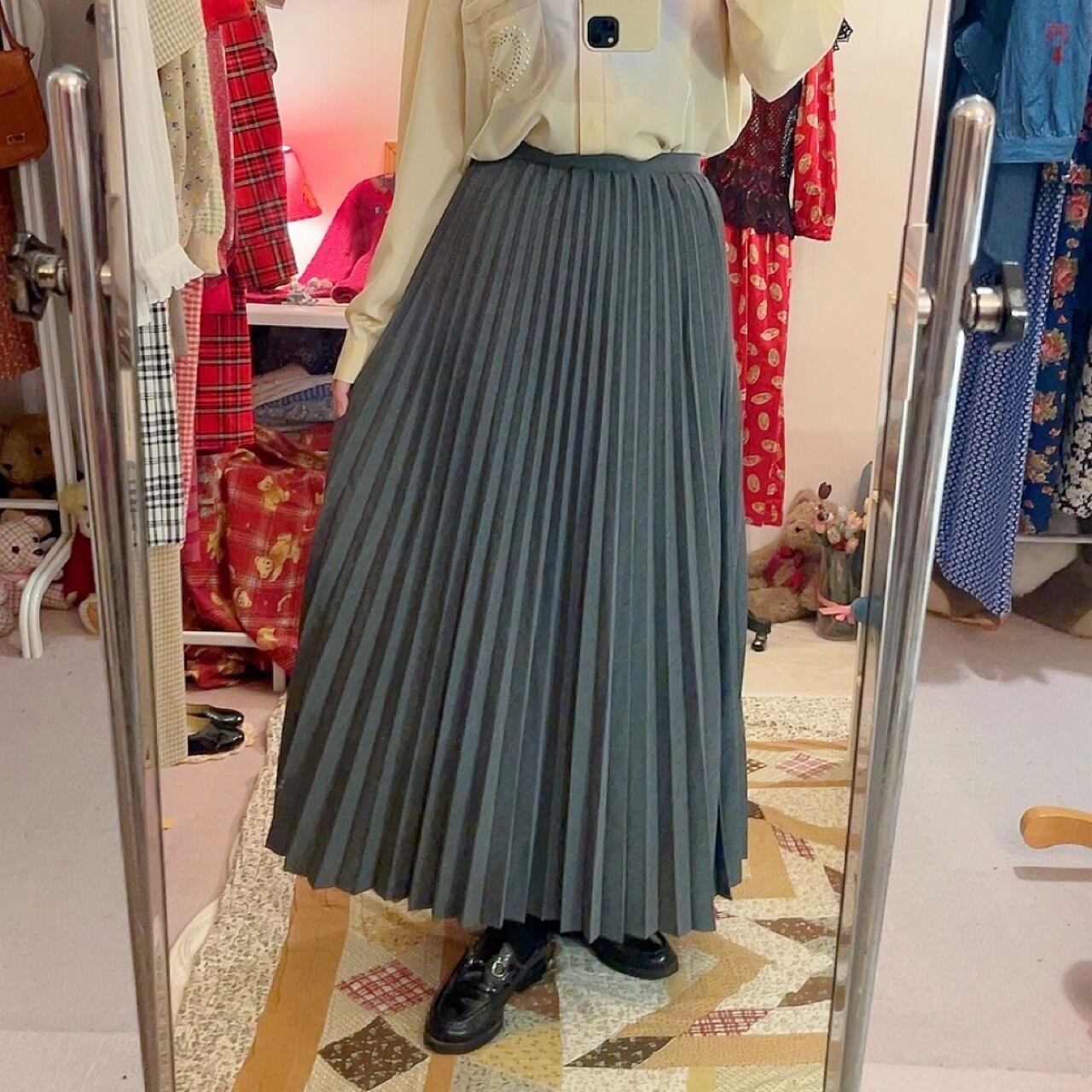 gray accordion pleats skirt