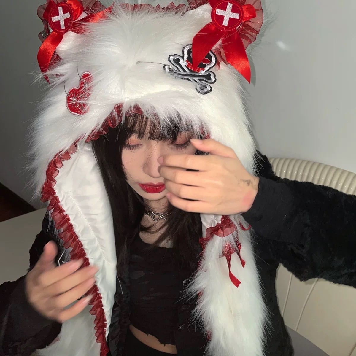 病みかわいい ファーマフラー 耳付き フード付きマフラー 病みかわいい ファーマフラー 耳付き フード付きマフラー