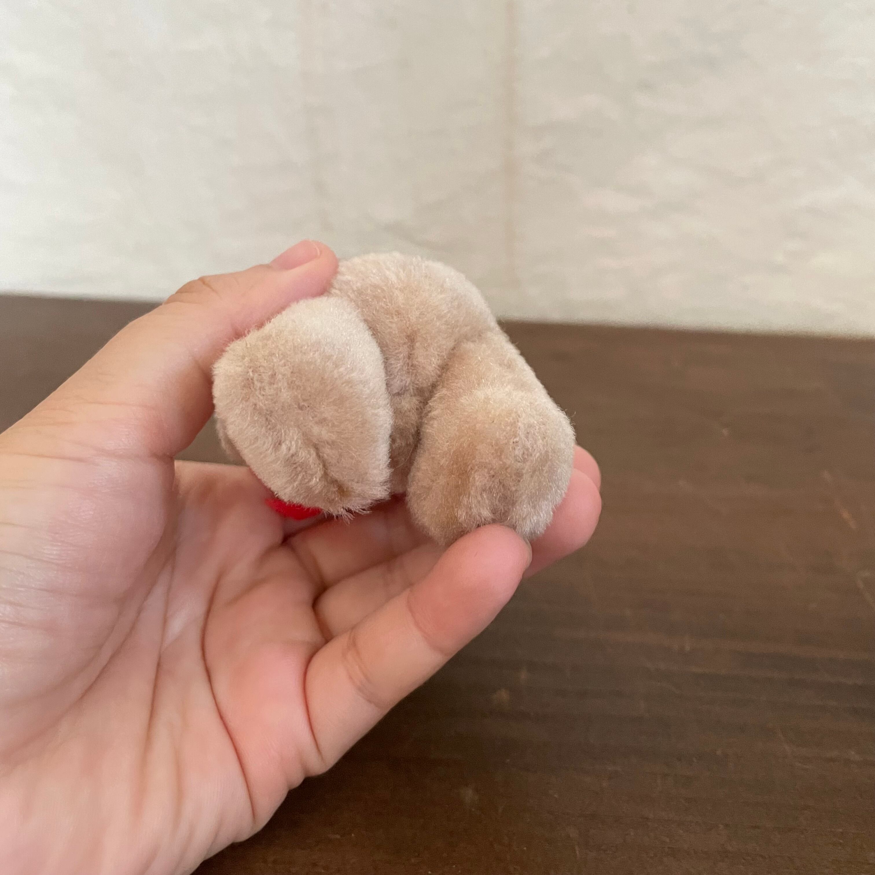 赤いリボンのくま | tsuitachi craft&brocante