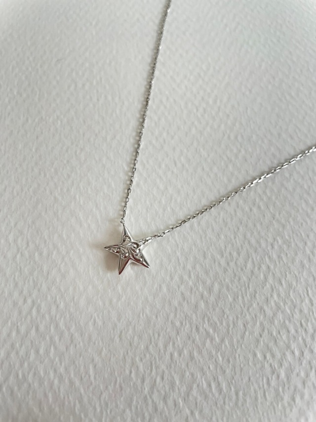 STAR BALLOON PENDANT