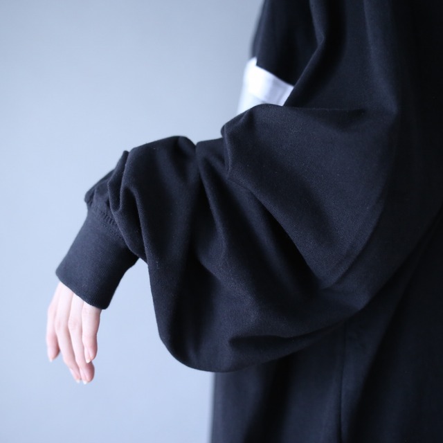 "KING SIZE" monotone color switching over silhouette pullover shirt