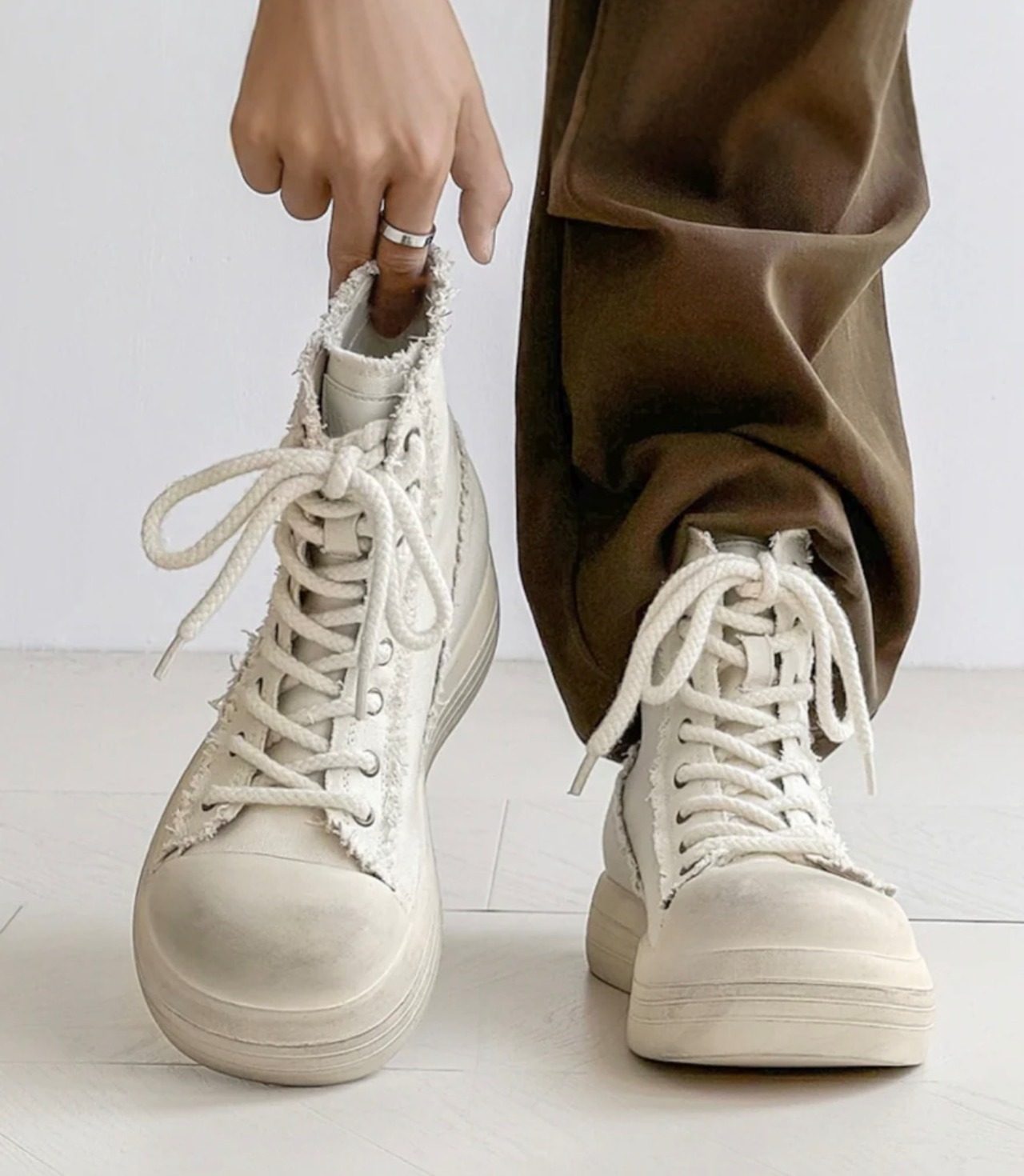 Lunar Drift Sneakers