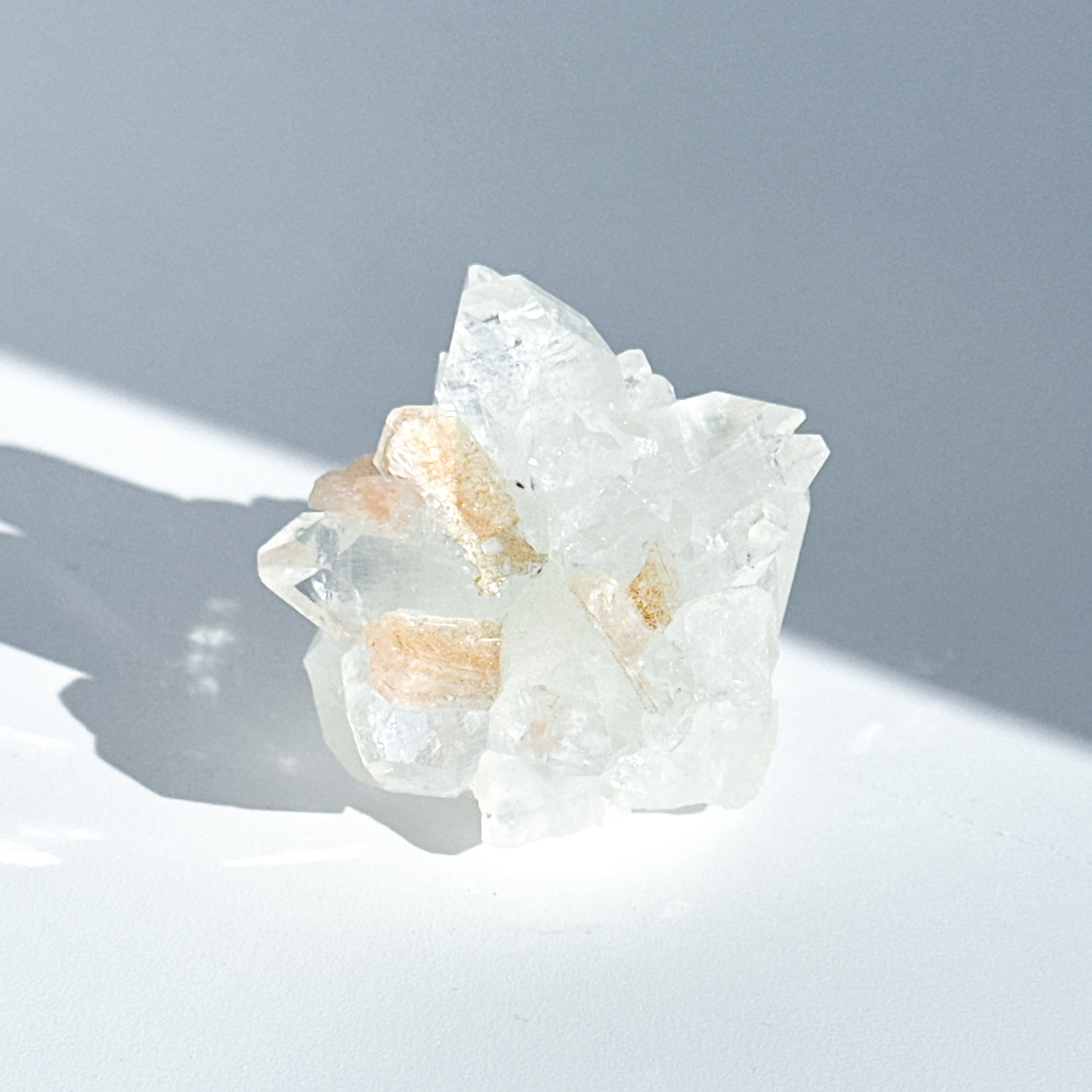 ★アポフィライトの原石★ No.970 ☆アポフィライトの原石☆ No.970