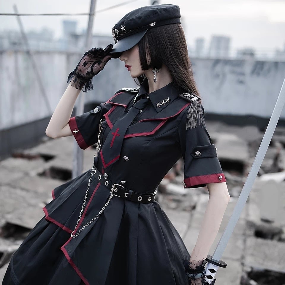 軍服ロリータワンピース　コスプレ衣装　アイドル　パープル