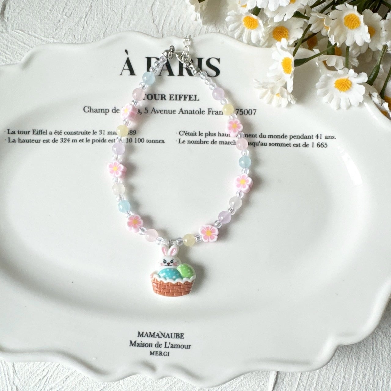 天然石うさちゃんネックレス