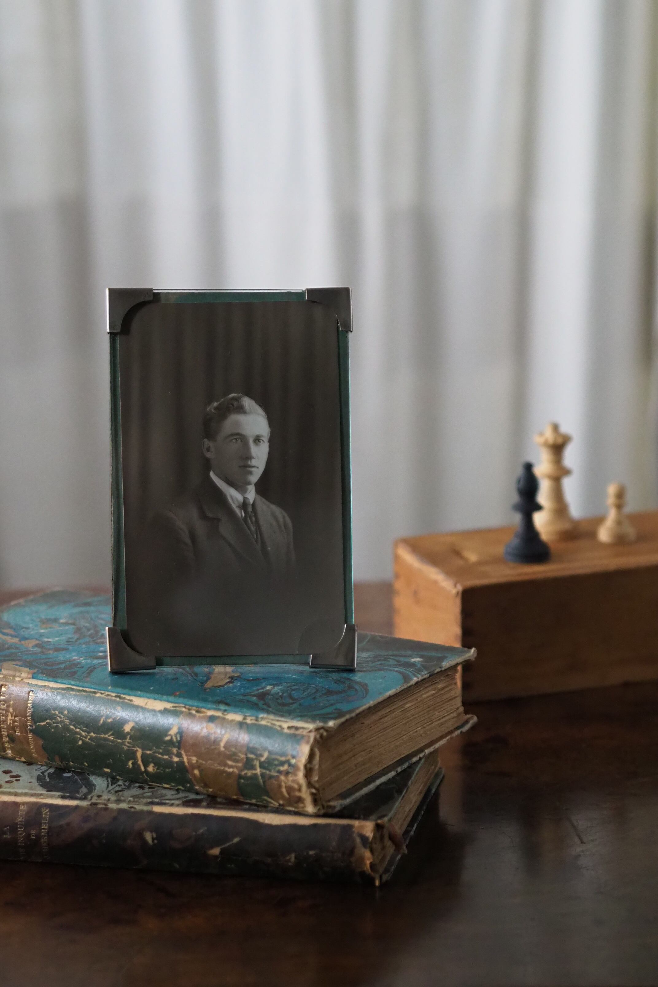 英国アンティーク　1880年代Bristol　　梅の浮彫りポット⚫︎稀少品・美術品 イギリス | アンティーク.ヴィンテージ家具雑貨オンライン通販