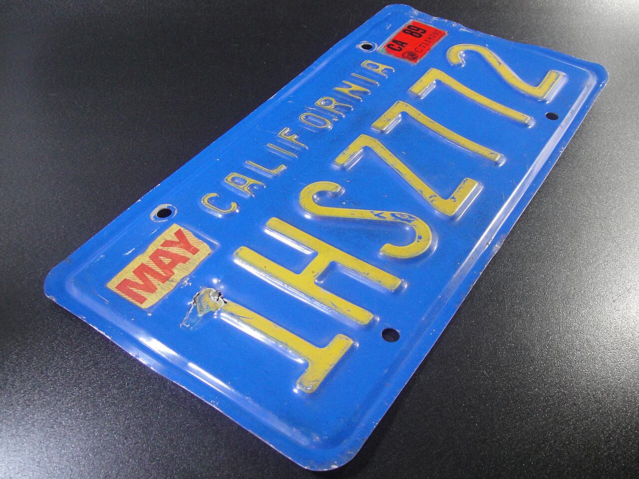 80'sアメリカ・カリフォルニア州ブルーライセンスナンバープレート