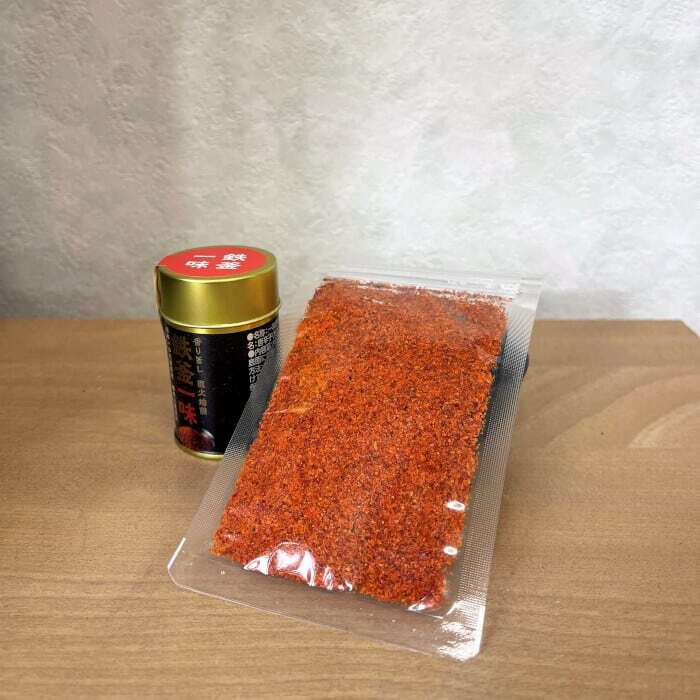 鉄釜一味、鉄釜七味（缶入10g ×2【吉岡食品】 | 栃木県大田原市の逸品