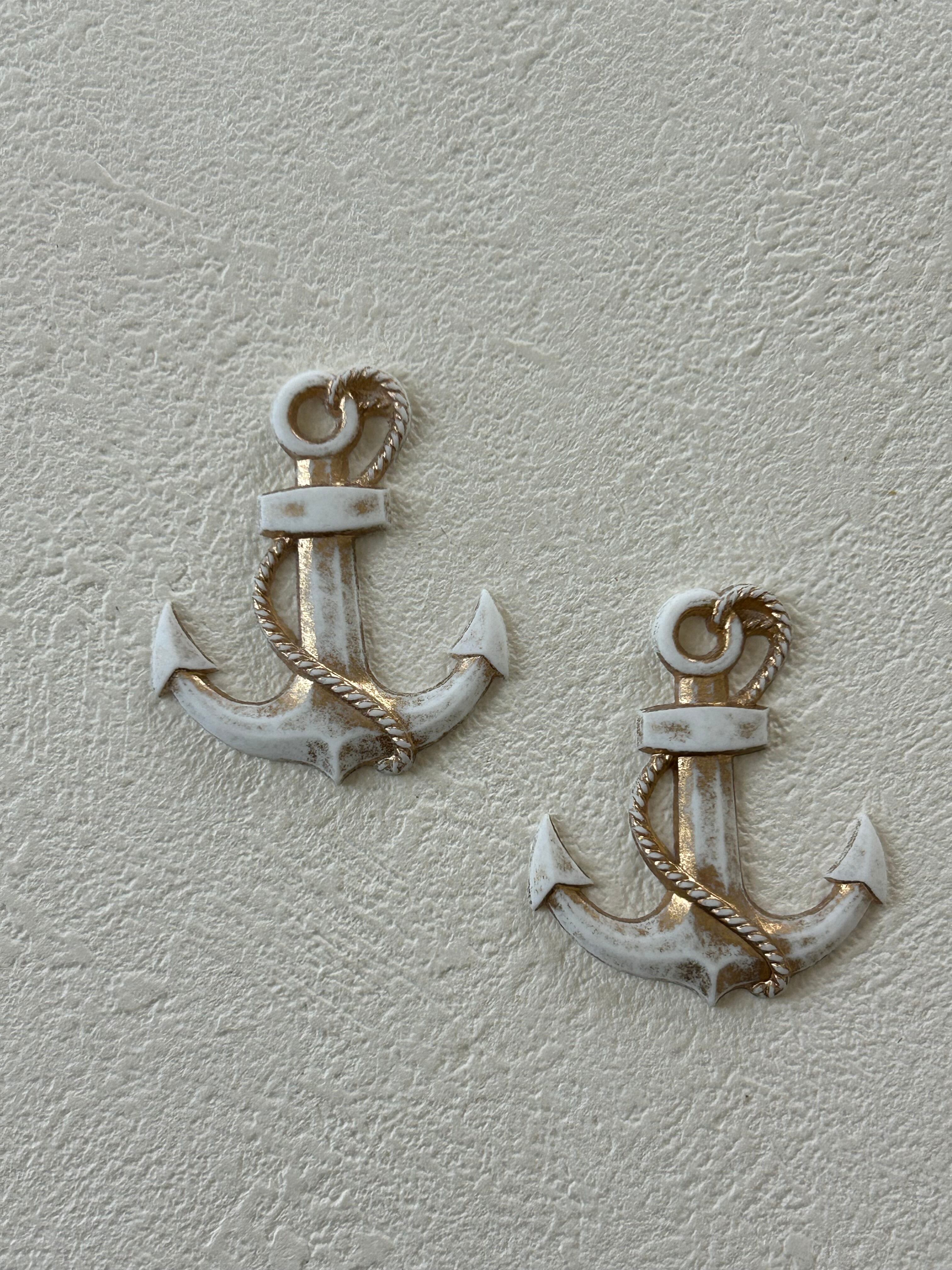 ドイツVintage ヴィンテージパーツ アンカー 碇 イカリ プラスチック ホワイト×ゴールド チャーム アクセサリーパーツ デコレーション材 マリン