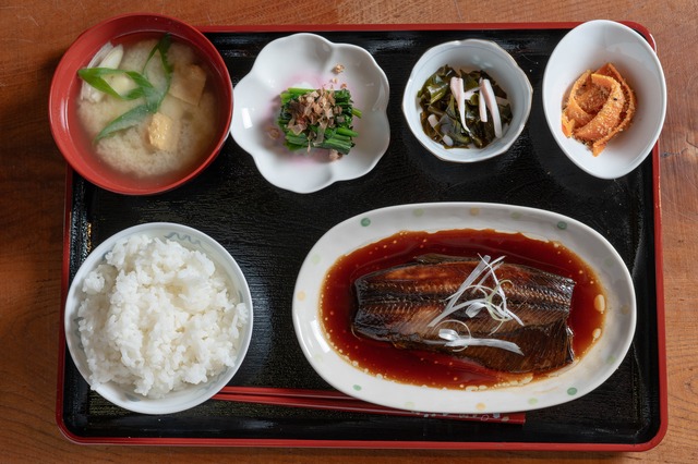煮魚（にしん）3種セット　最高級のレトルト総菜　お得な敬老の日特別仕様（ラッピング有・お値段3500円→3000円）8/20～9/20