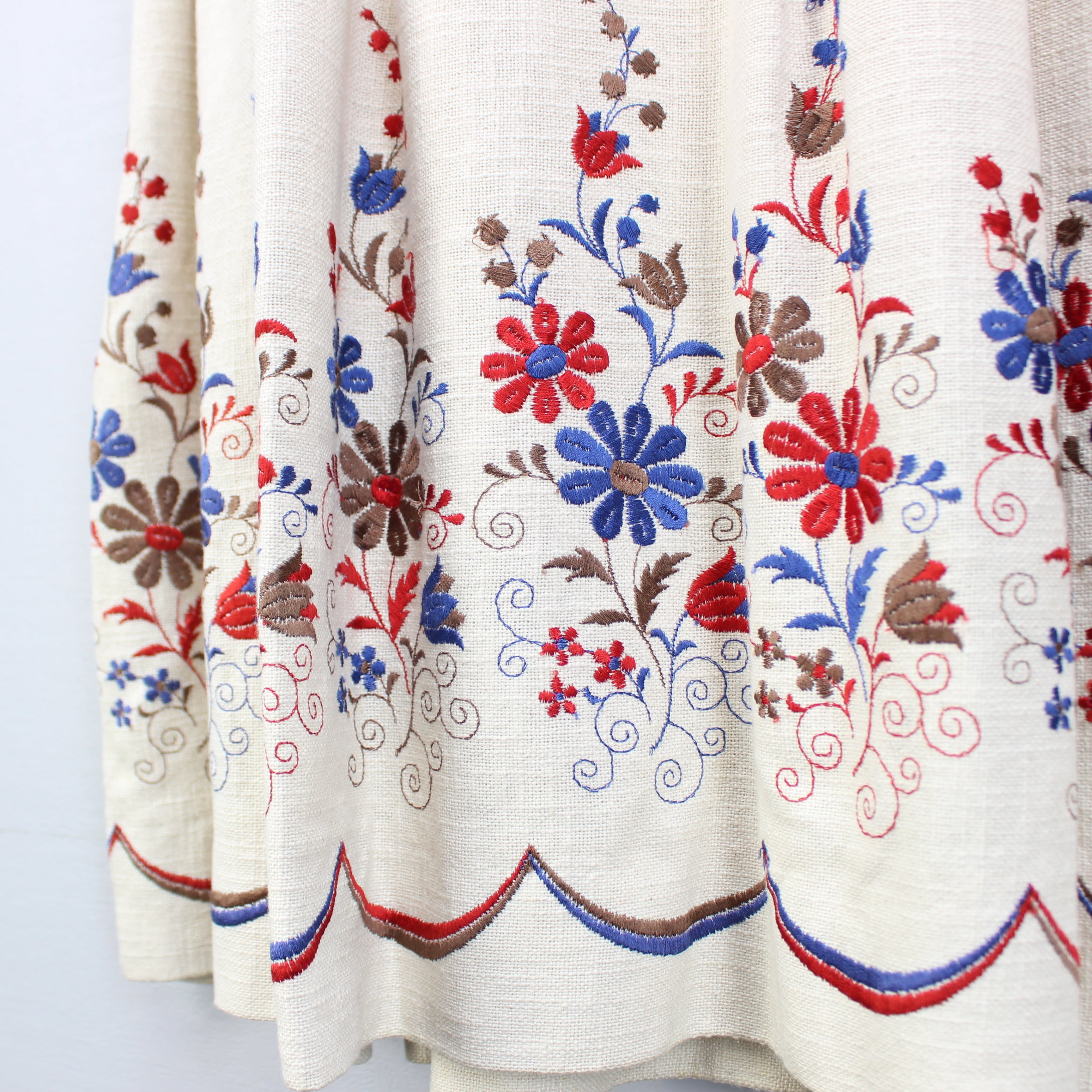 SPECIAL ITEM* EU VINTAGE EMBROIDERY DESIGN LINEN NO SLEEVE ...