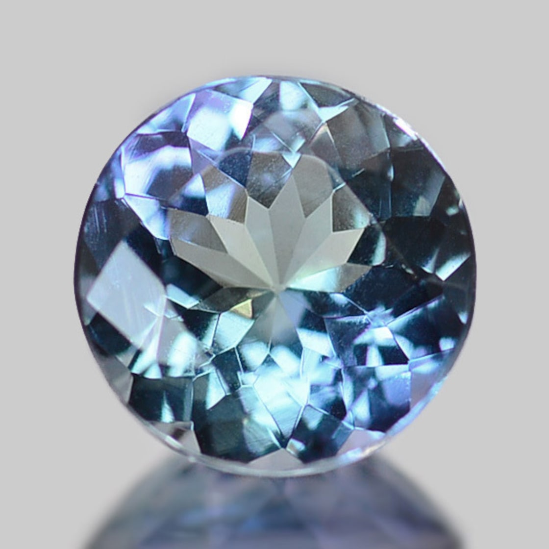 ソ付 非加熱タンザナイト 0.714ct ルース ラウンド バイカラー 系 | Pay ID 