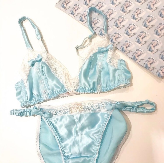 Cinderella silk lingerie set シンデレラ シルク ランジェリーセット