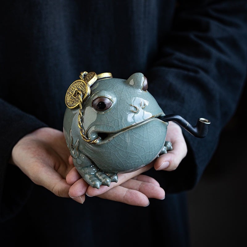 蛙 カエル 置物 オブジェ 陶器 ブルー 高級感 財運 金運 開運 運気