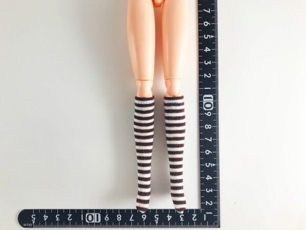 ドールアクセサリ 1/6 女性用 靴下 ストッキング 濃茶白縞 TKDG23G85-15 - 画像1
