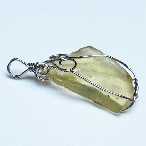 リビアングラス ペンダント 一点物 メール便可 112-13642