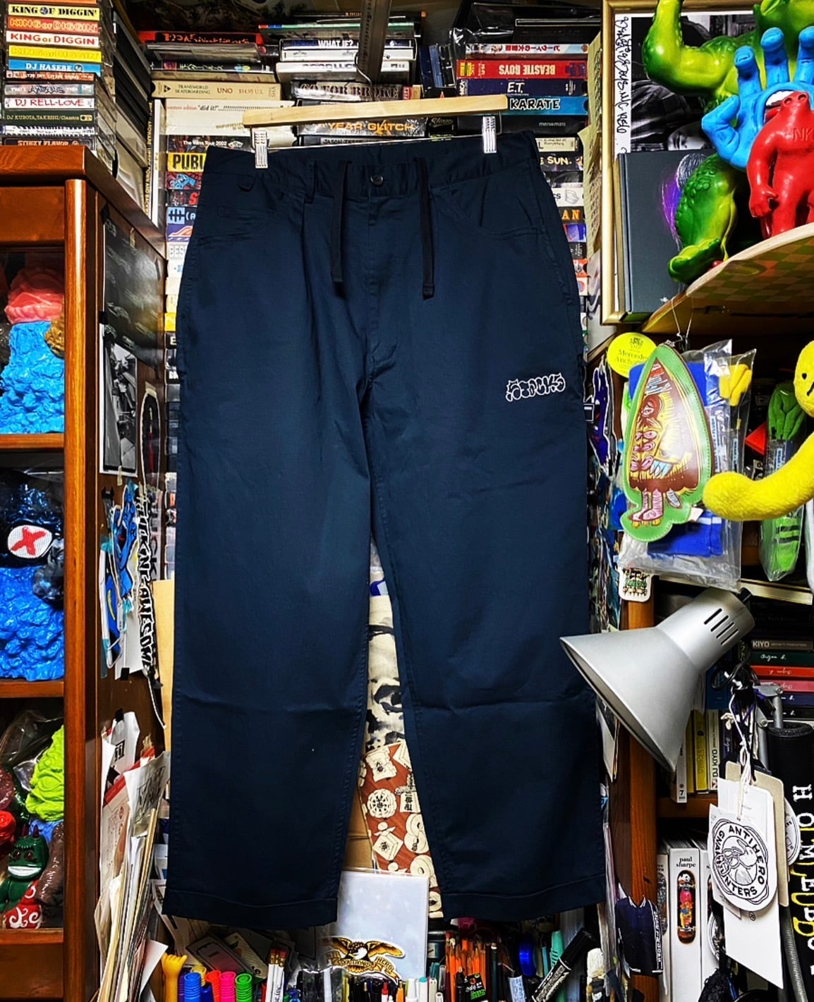 エンノイBROCHURE ブローシャー 1P CHINO NAVY S