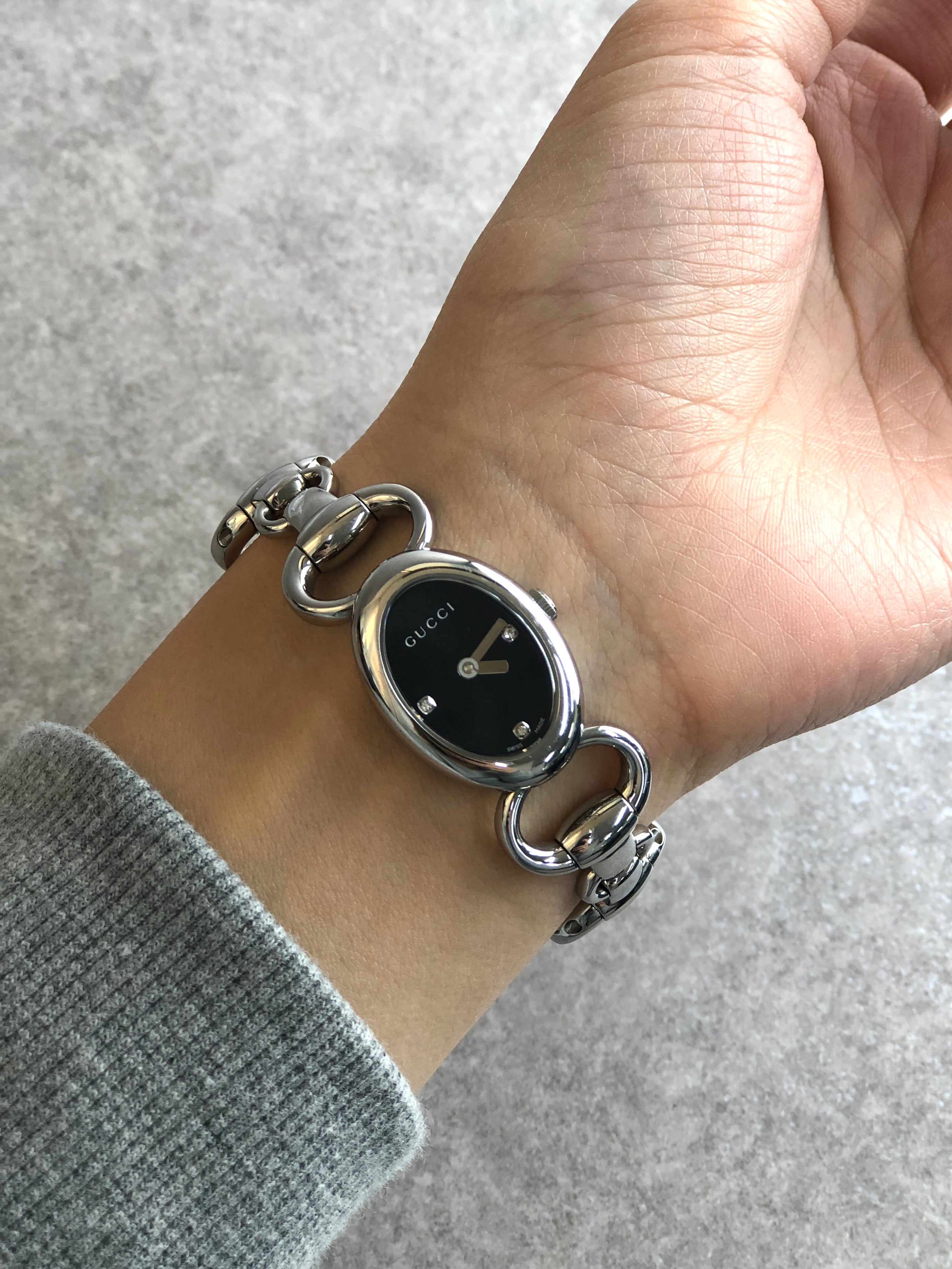 GUCCI グッチ トルナヴォーニ 腕時計 シルバー 118 vintage ヴィンテージ オールド azraga