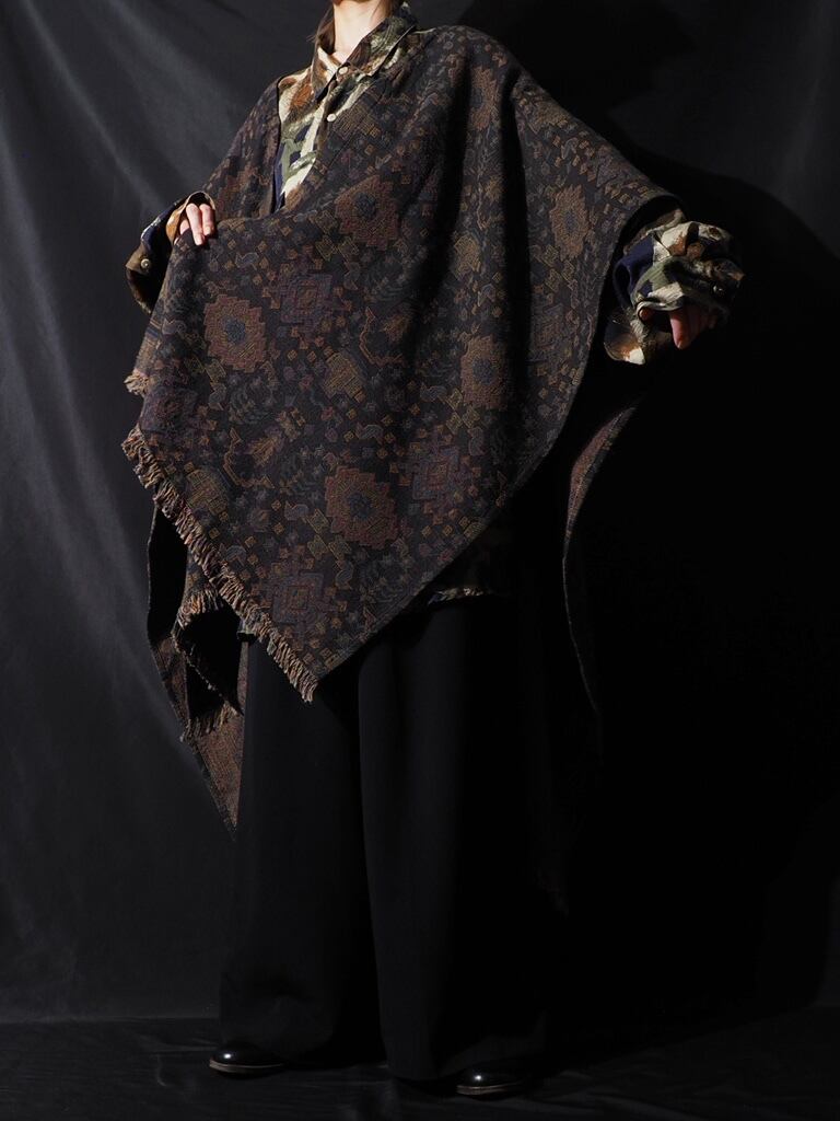 Geometric ethnic gobelin weave vintage poncho