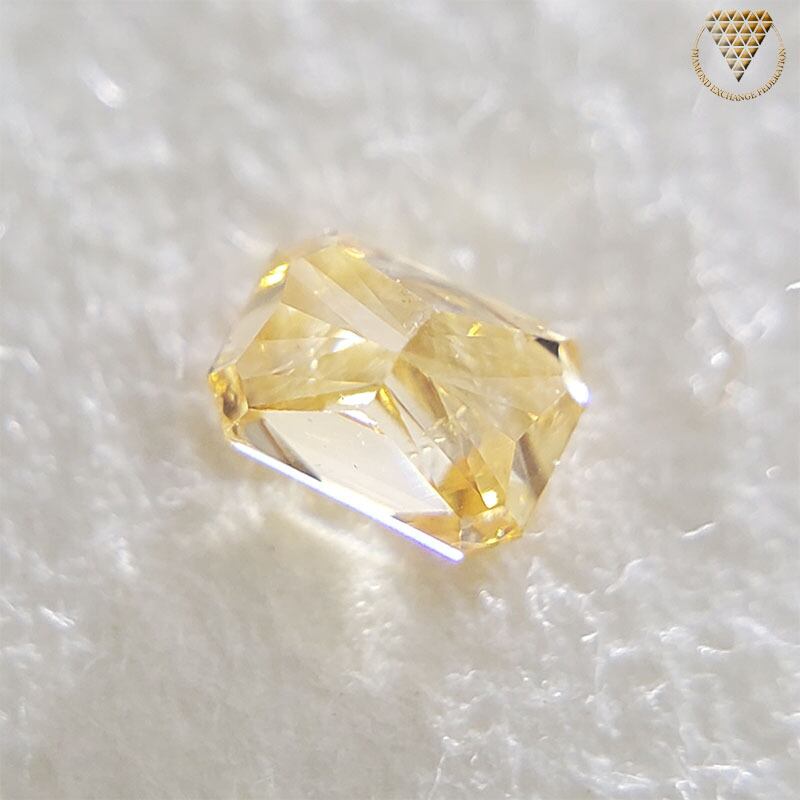 0.067 ct Fancy Intense Yellow Orange SI2 CGL 天然 オレンジ 