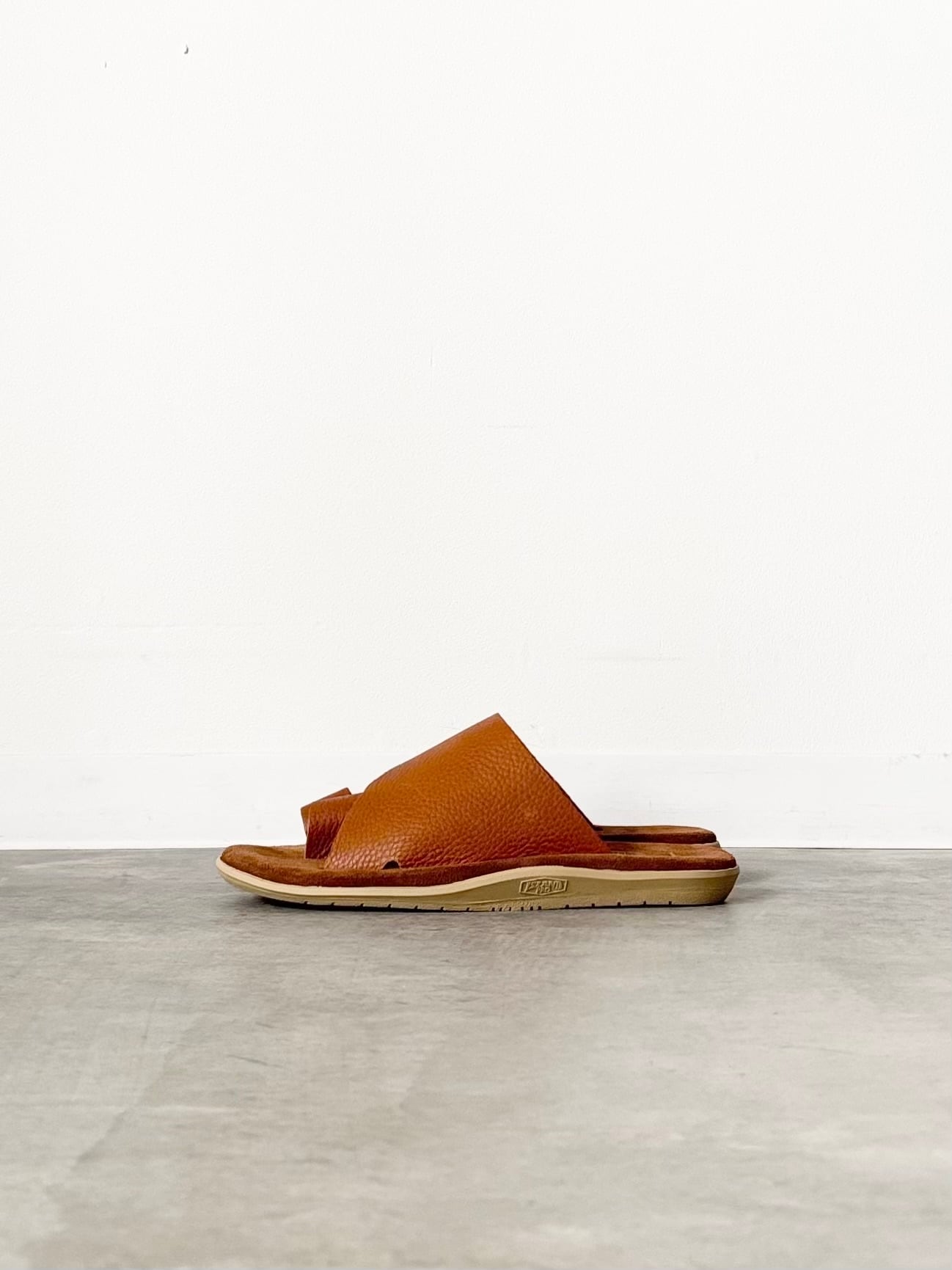 ISLAND SLIPPER【PTS704BH / PEANUT × TOBACCO】 | LARGE LAB TOWN