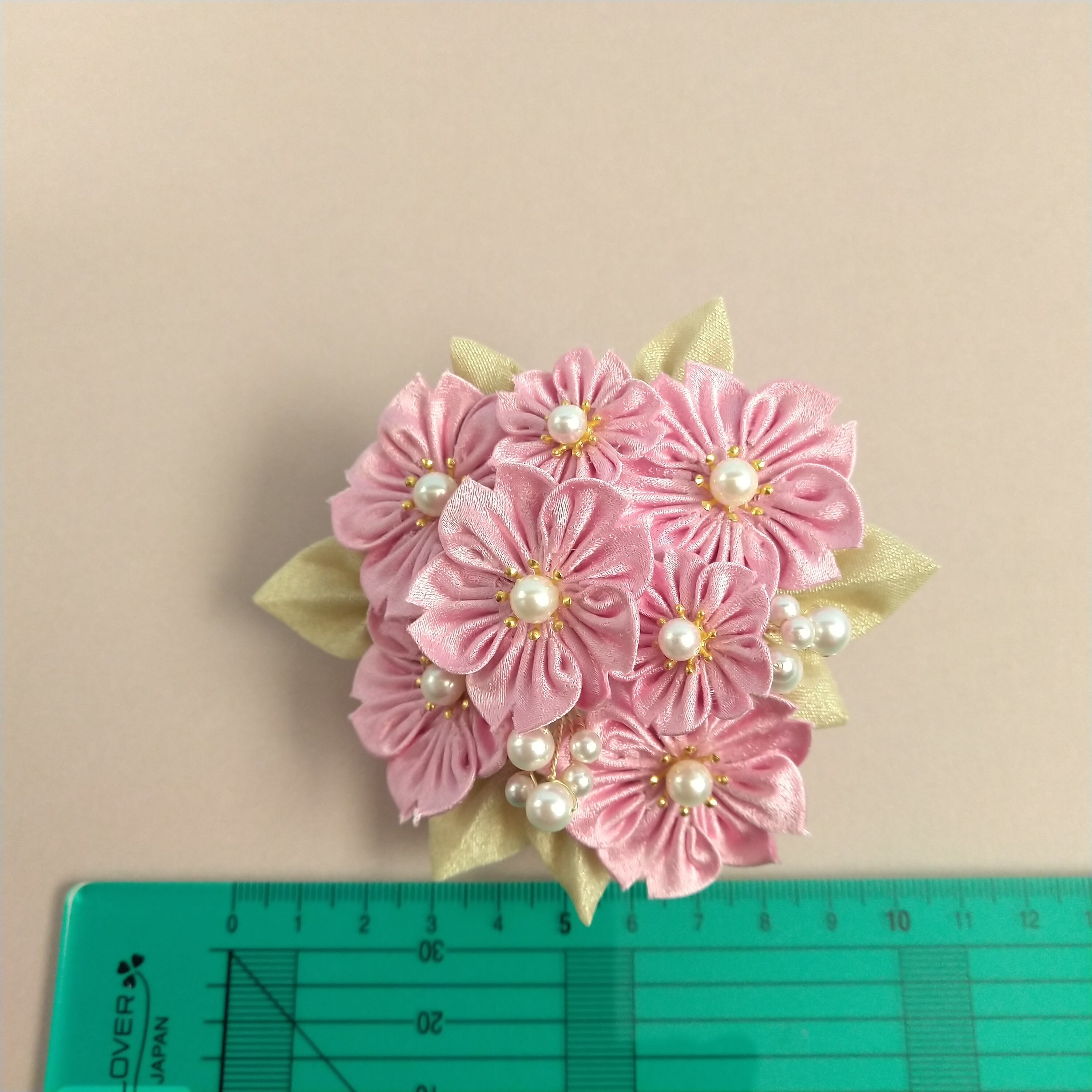 つまみ細工 桜のコサージュ ピンク | つまみ細工ローズはっち
