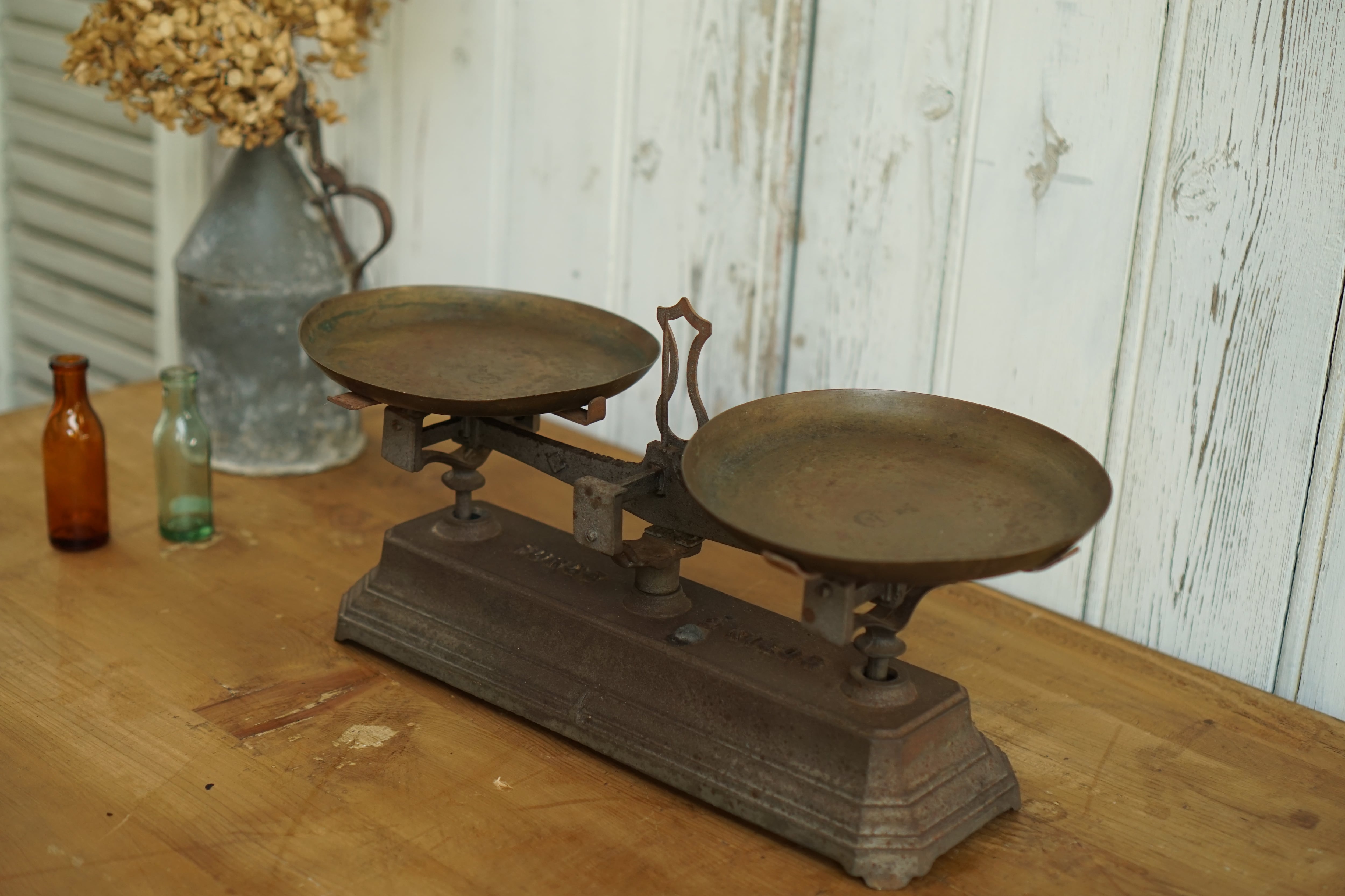 フランスアンティーク 天秤はかり Fr13 134 Brocante Momo ブロカントモモ アンティーク ブロカント ヴィンテージ ミッドセンチュリー フランスアンティーク 天秤はかり Fr13 134 Brocante Momo ブロカントモモ アンティーク ブロカント ヴィンテージ ミッドセンチュリー