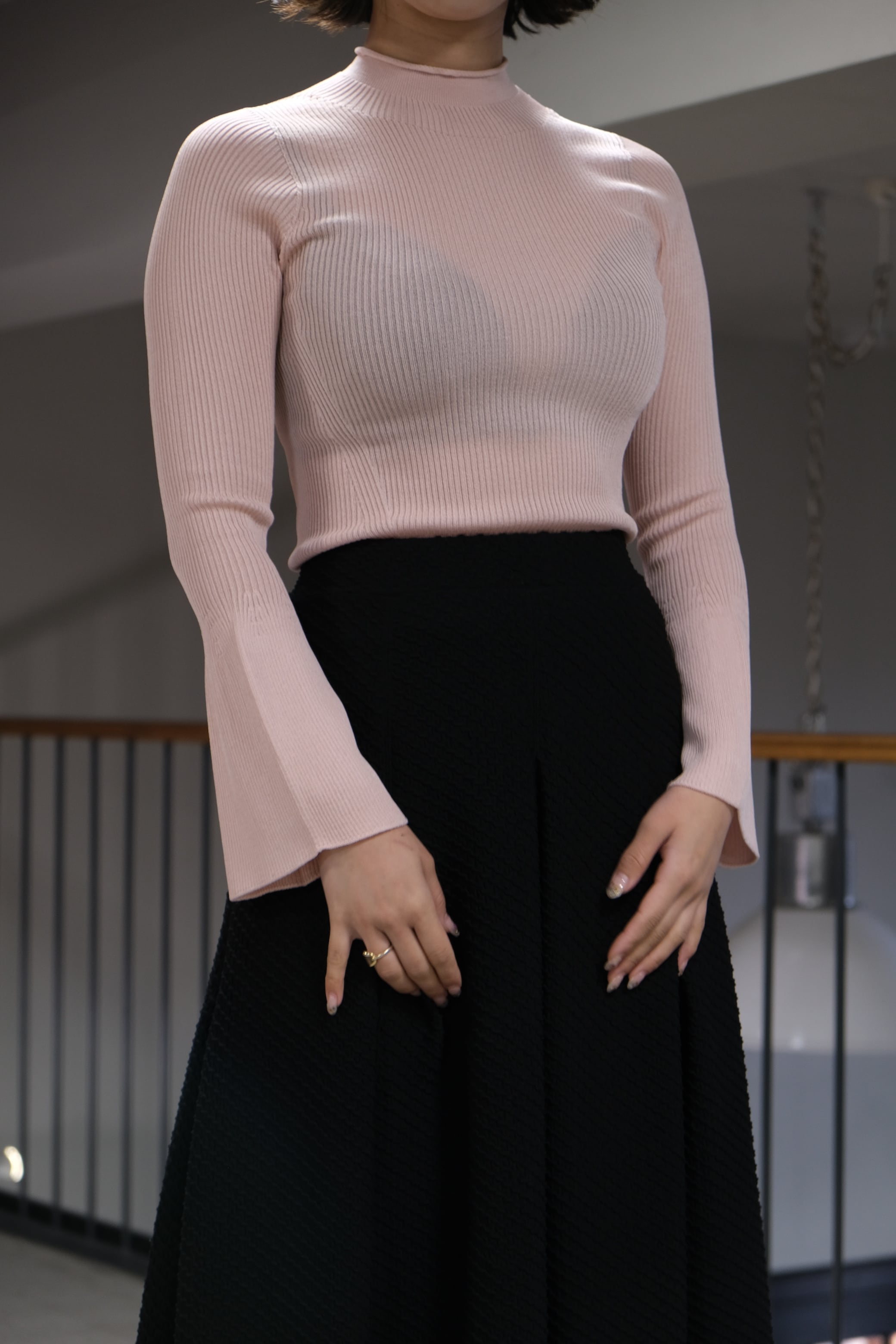 CFCL】SOFT PORTRAIT LONG BELL SLEEVE TOP -EGGSHELL PINK- | loop