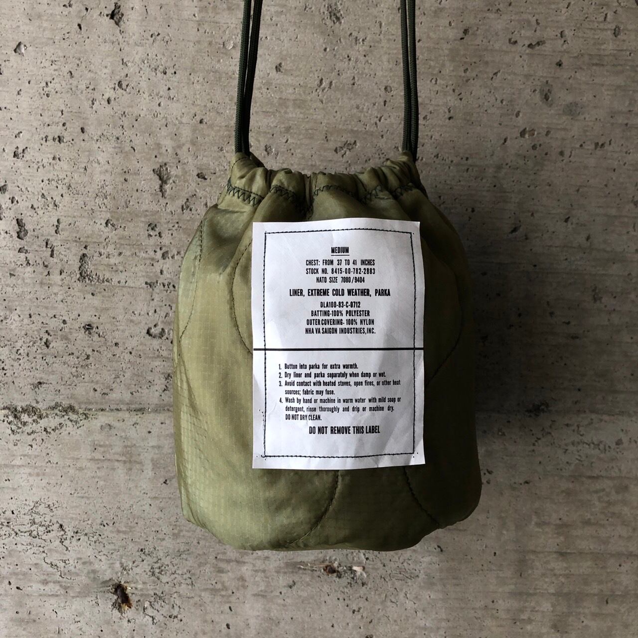 ミリタリーリメイク商品 | ビンテージ雑貨 家と外で