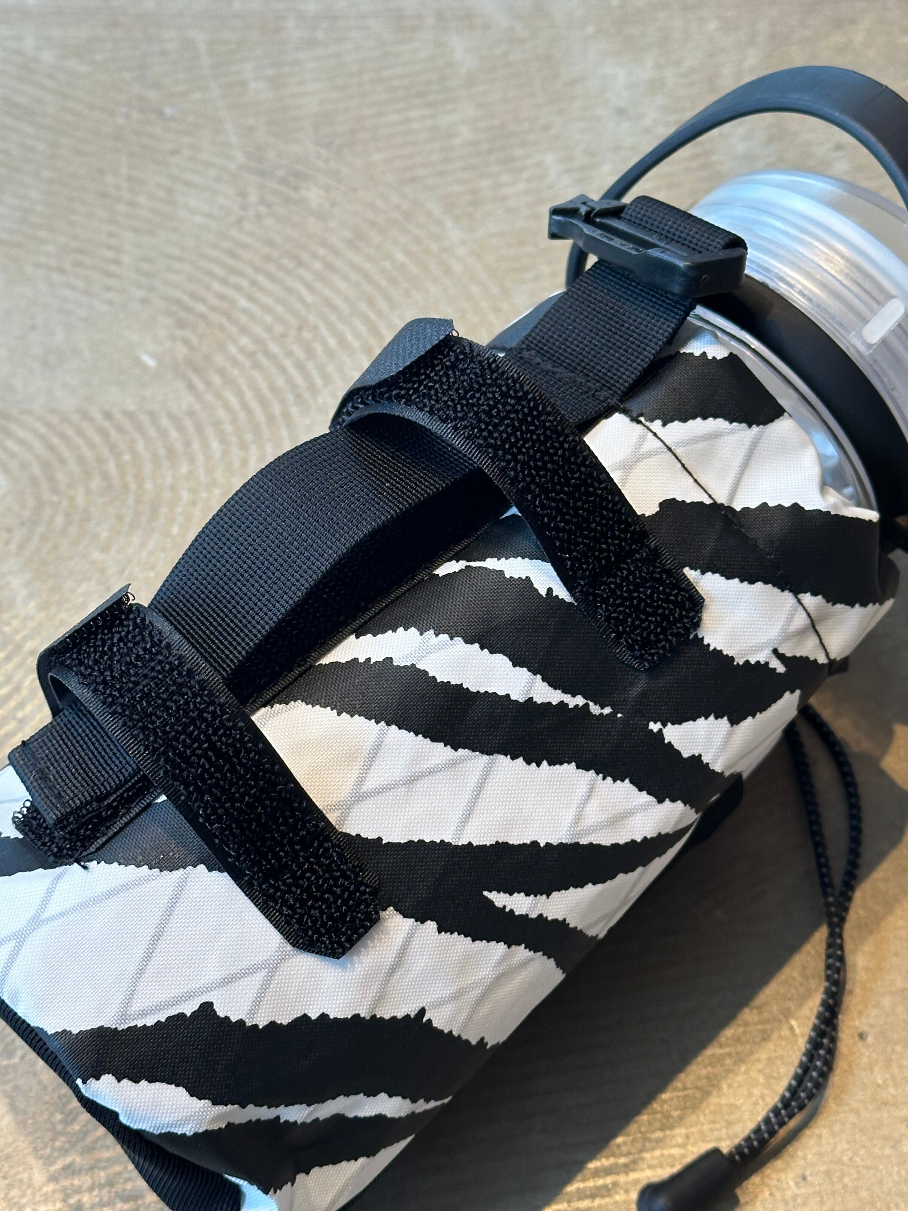 holo Bottle Holder Animal ver.(Zebra X-pac) | full of life