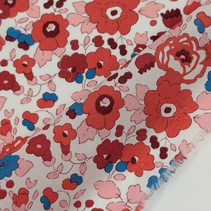 説明欄確認要◆輸入　リバティ　LIBERTY　タナローン　Betsy Red＆Blue　ベッツィ　レッド＆ブルー　約125×50cm