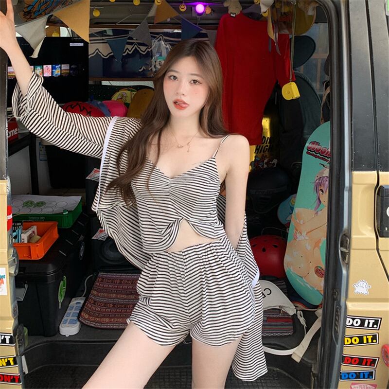 サマーブラックストライプショートジャケット 夏物 ブラックストロベリース10546476913