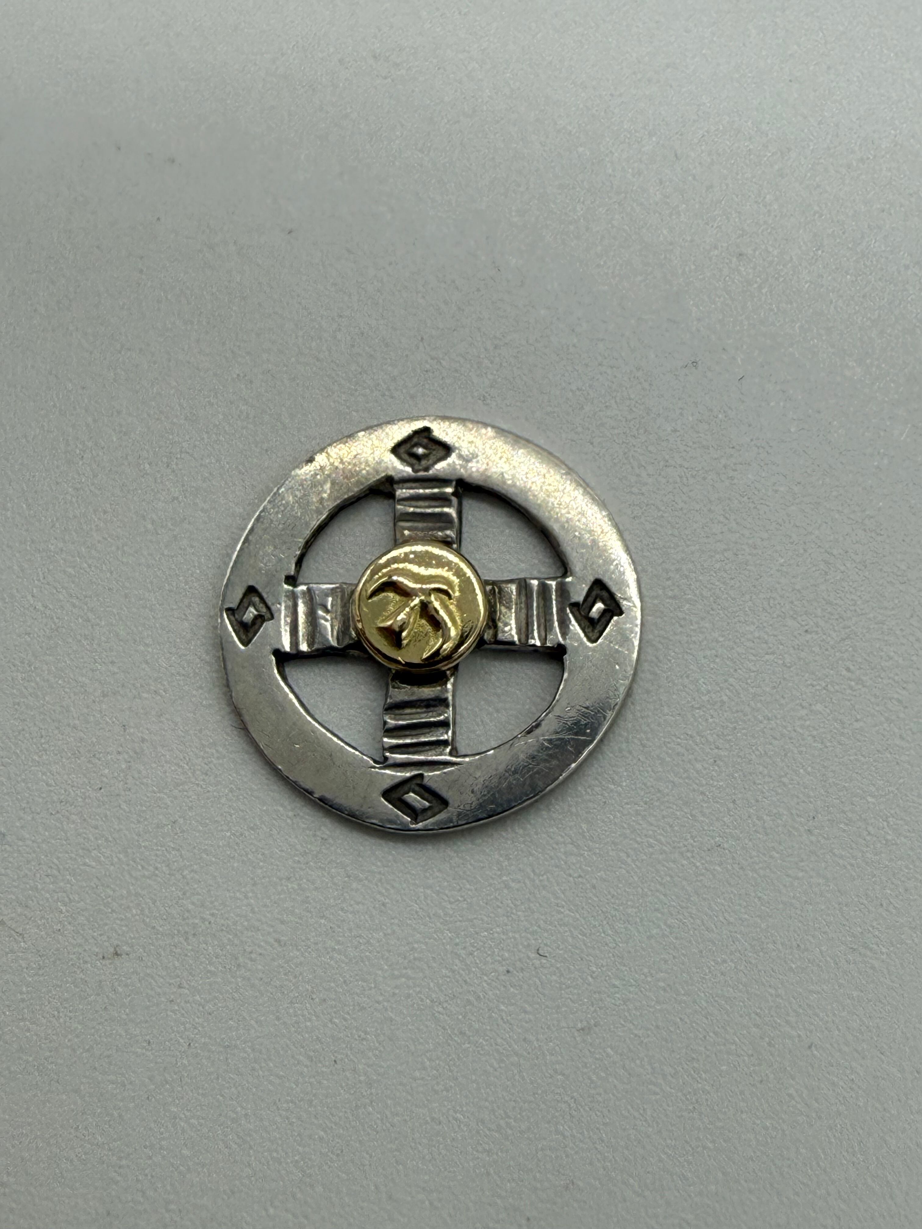 ゴローズ　良品　金メタル付ホイール 17 ゴローズ 良品 金メタル付ホイール17最新キャスト | ゴローズ 通販