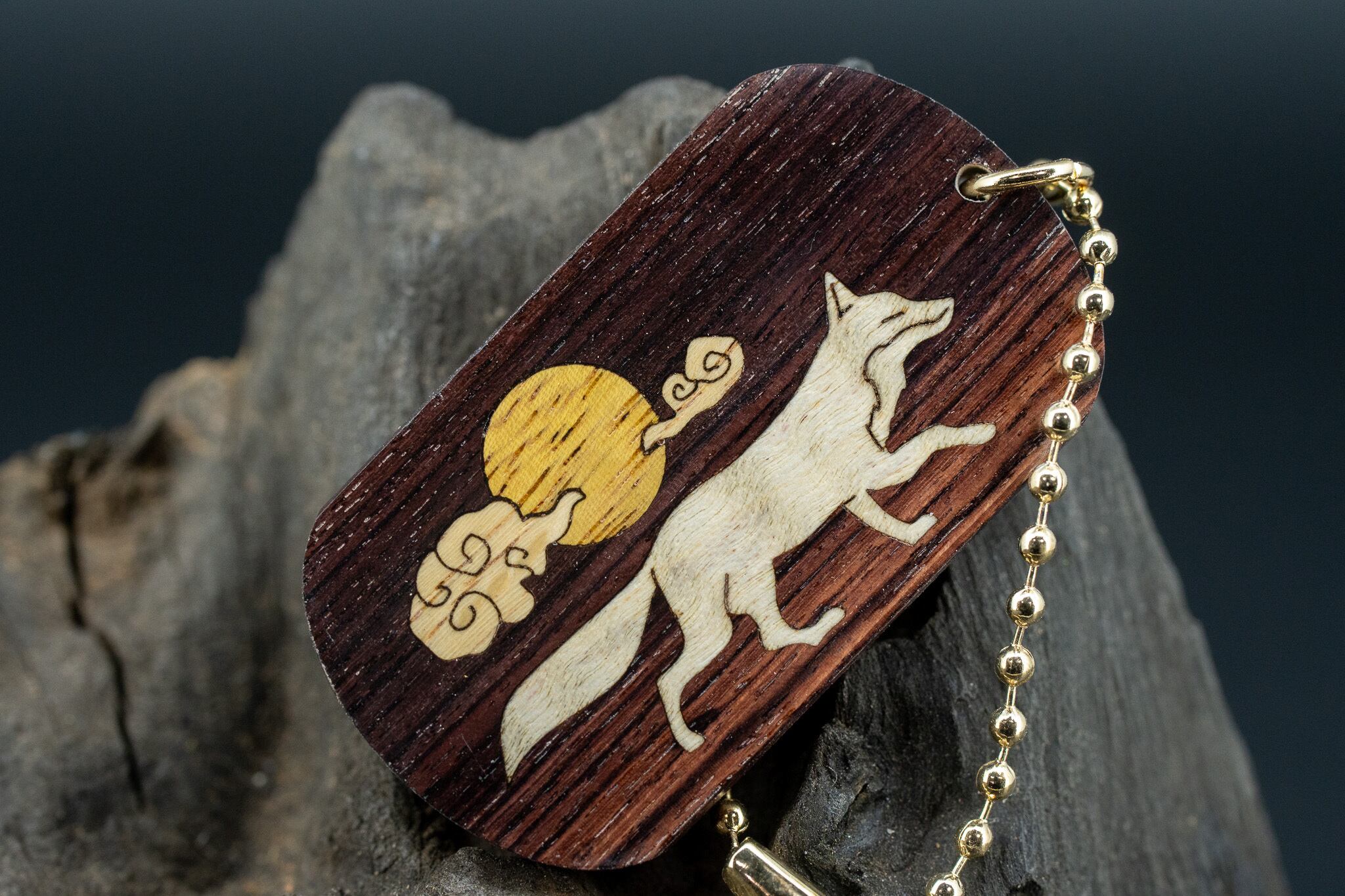 【王室御用達 】 キングウッド ドッグタグ 象嵌 十五夜きつね