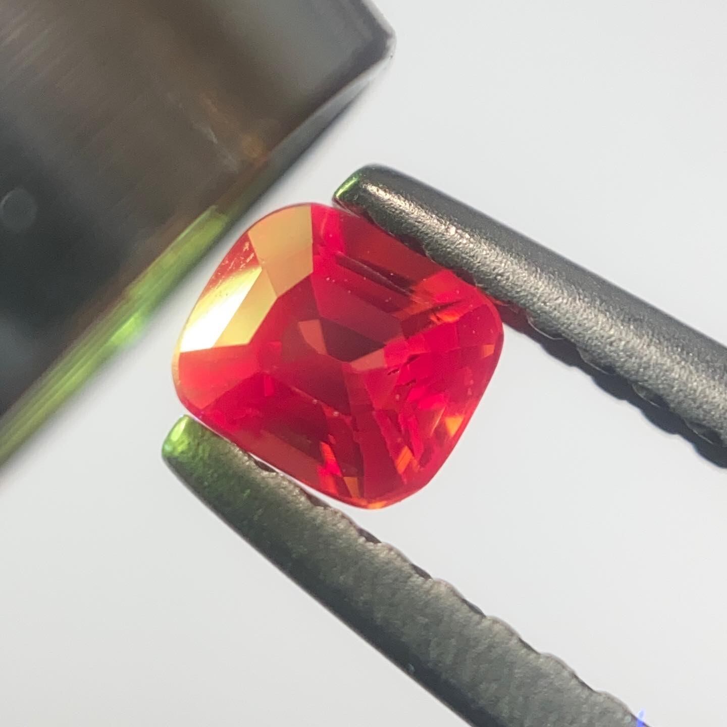 No.3 ベトナム産スピネル