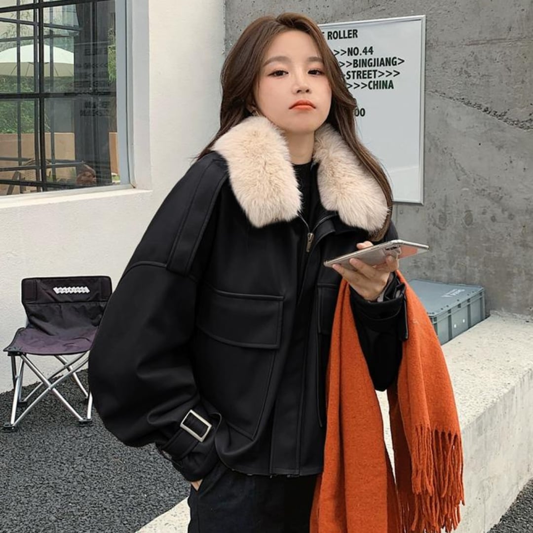 【ヴィンテージ】レザージャケット　韓国製　デザインジャケット　ショート丈