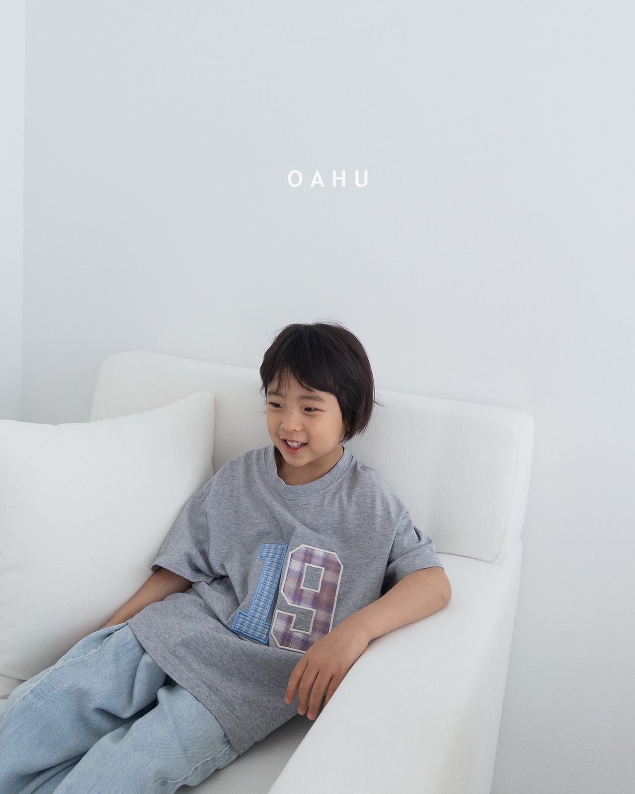 [OAHU] Checkered patch tee (JS/JM/JL/JXL) / [오아후] 체크패치티 (JS/JM/JL/JXL)