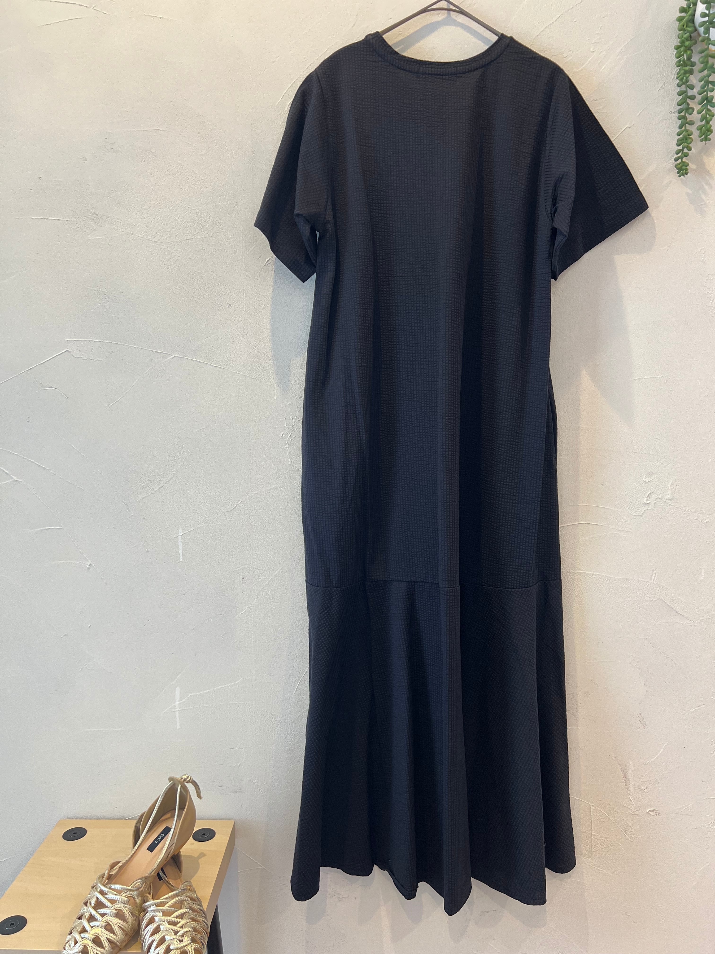 【LEMELANGE】サッカー素材半袖セミフレアーワンピース