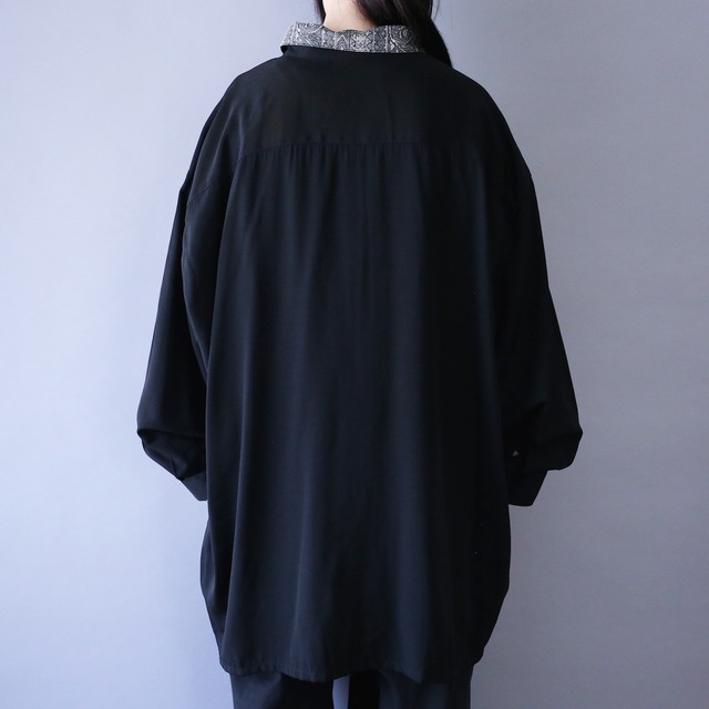 XXX super over silhouette zigzag switching design mode shirt