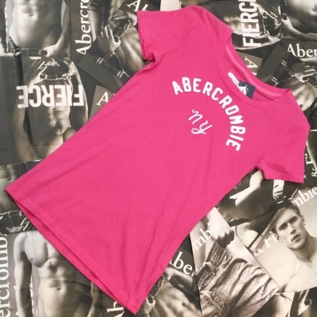 Abercrombie＆Fitch　WOMEN　Ｔシャツ　Ｓサイズ