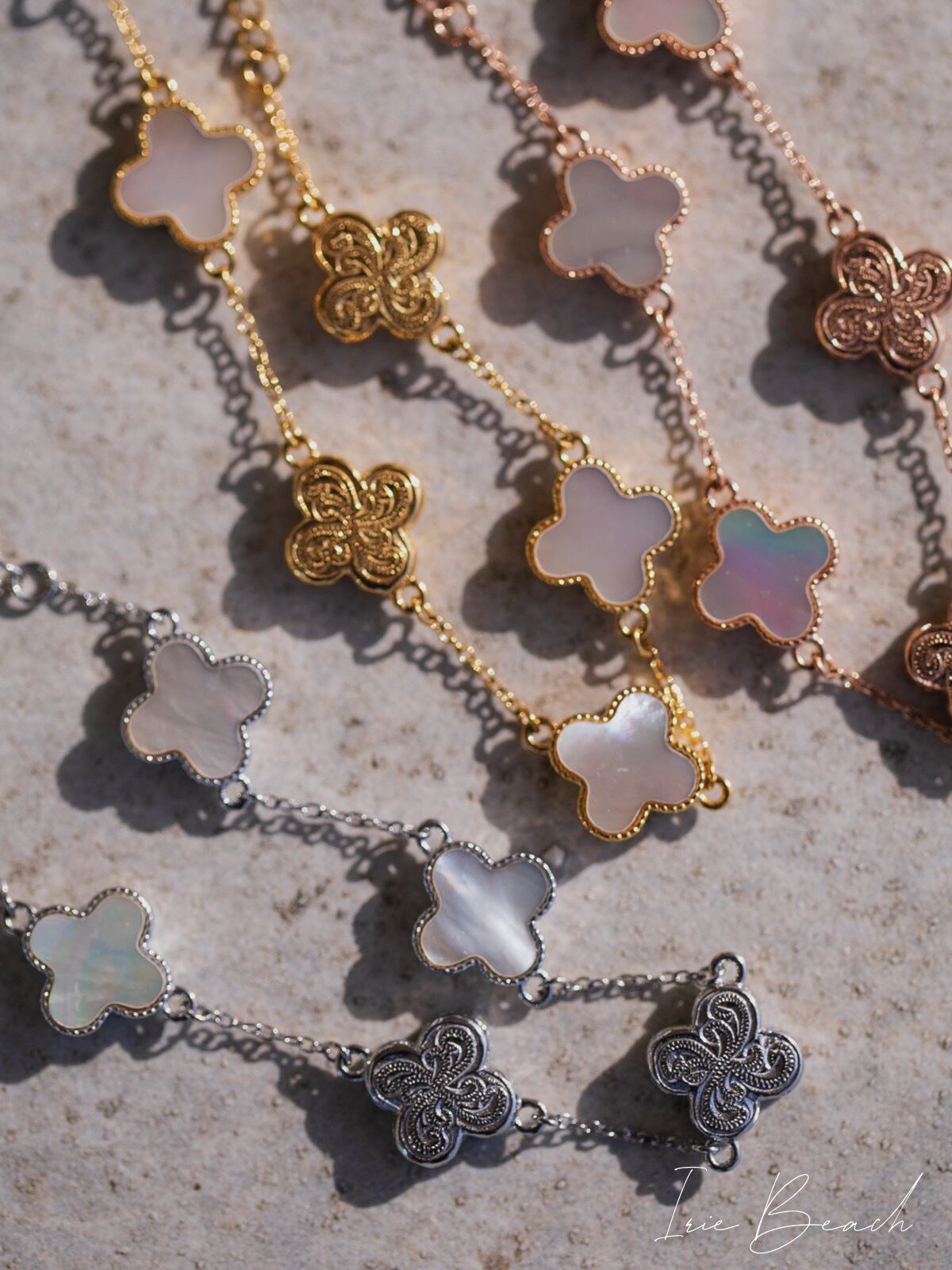 shell clover bracelet | IRIEBEACH