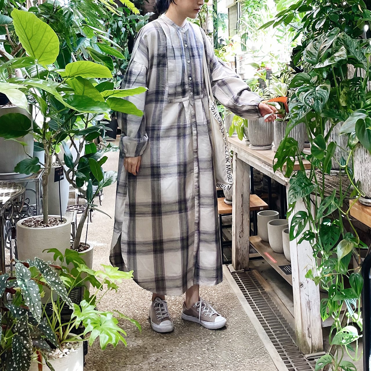 Waffle check dress (off-white)