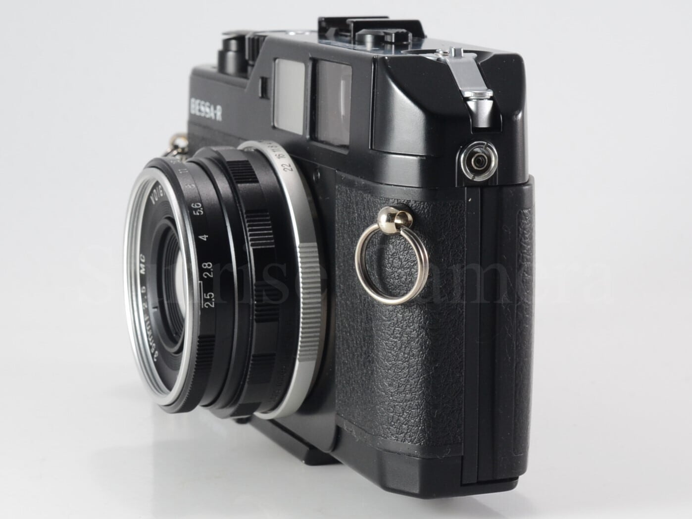 Voigtlander BESSA R ブラック /Color skopar 35mm F2.5 MC サイド