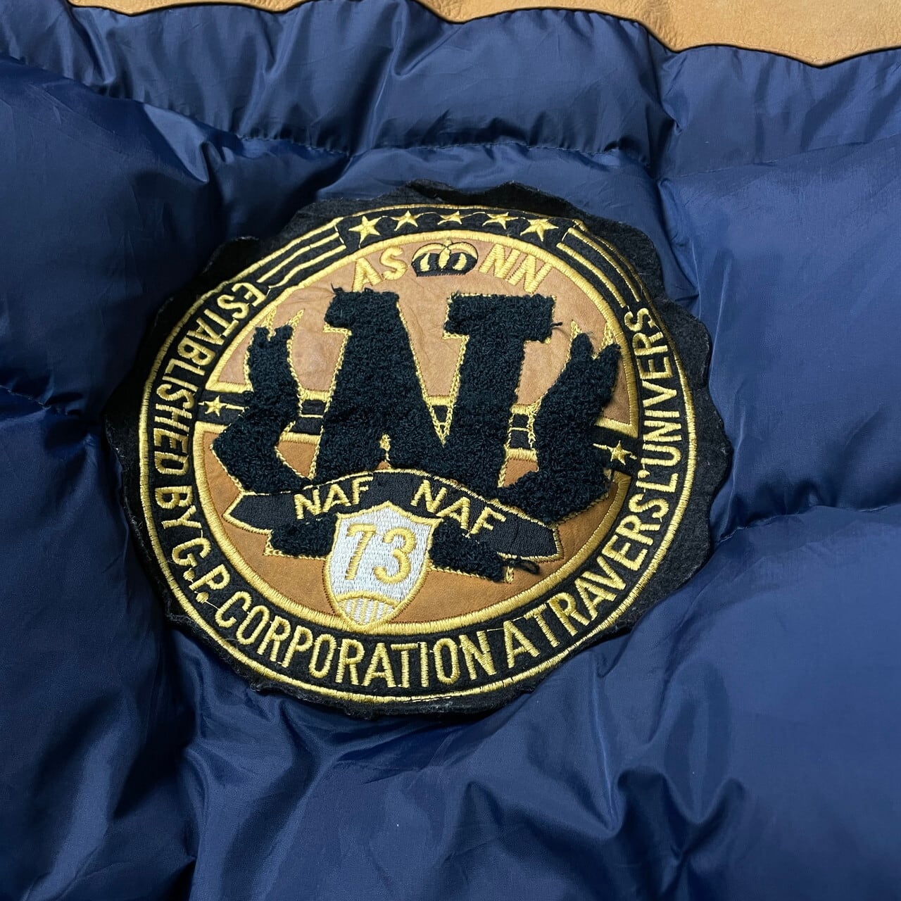 オニツカタイガー★フードロゴ 金プレート モコモコ ダウンベスト ネイビー XL NAF NAF ユーロ デタッチャブル 2WAY ダウンジャケット ダウンベスト