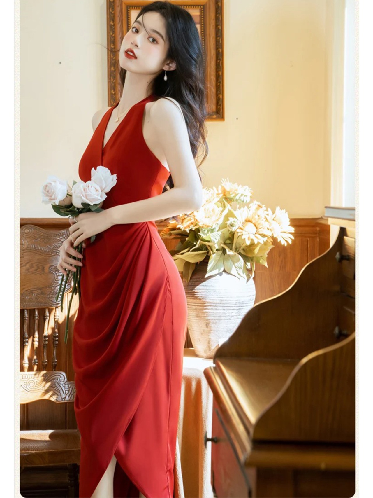 【0239】Open Back Short Sleeve Dress