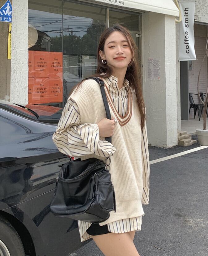 オータムルーズVネックバックストライプシャツ ロング 秋物 モンロー40808673503