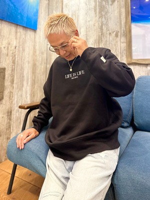 LIFEisLIFE 裏起毛刺繍クルースウェット ￥8,990(￥9,889)