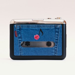 "Yoeko Icon" Cassette Player